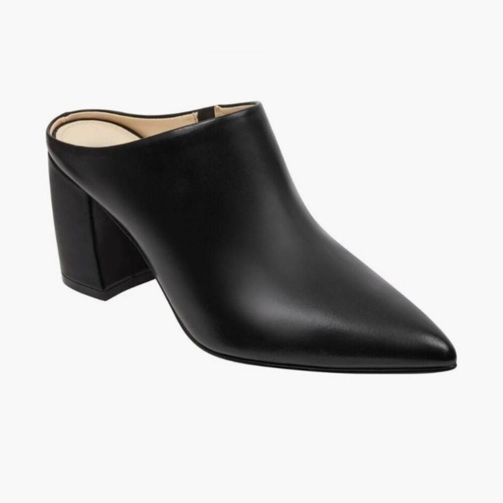 MARC FISHER FRAGNI/RAGNI BLACK LEATHER SLIP ON POINTED TOE BLOCK
MULE HEELS